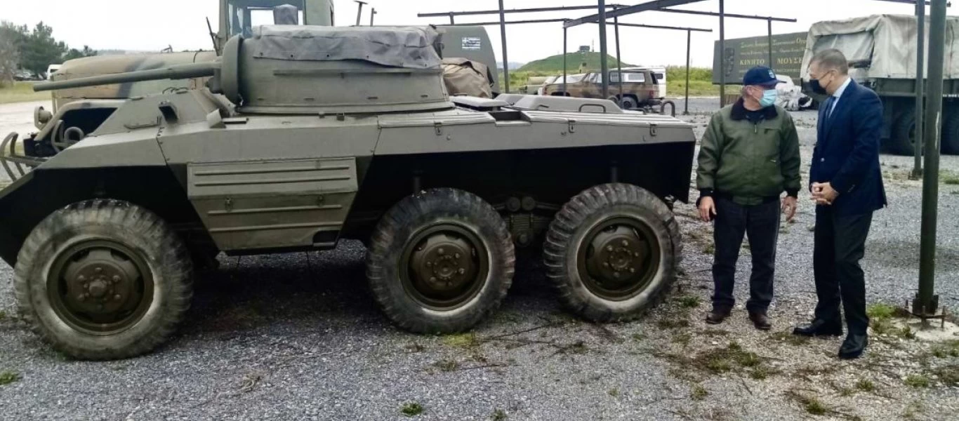 ΥΦΕΘΑ: Ο Αλκιβιάδης Στεφανής επισκέφτηκε το 424 ΓΣΝΕ και την 113 Πτέρυγα Μάχης